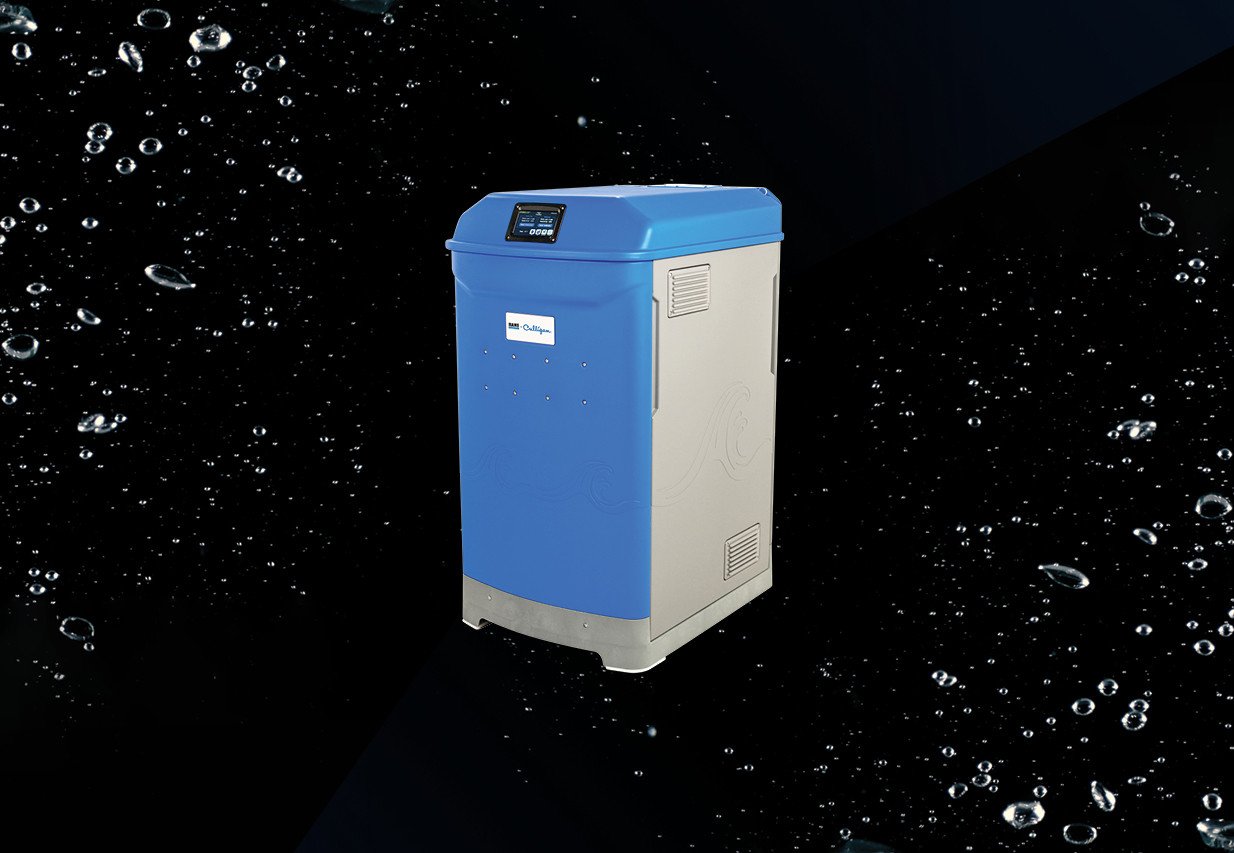 HANS unit against black background with water droplets